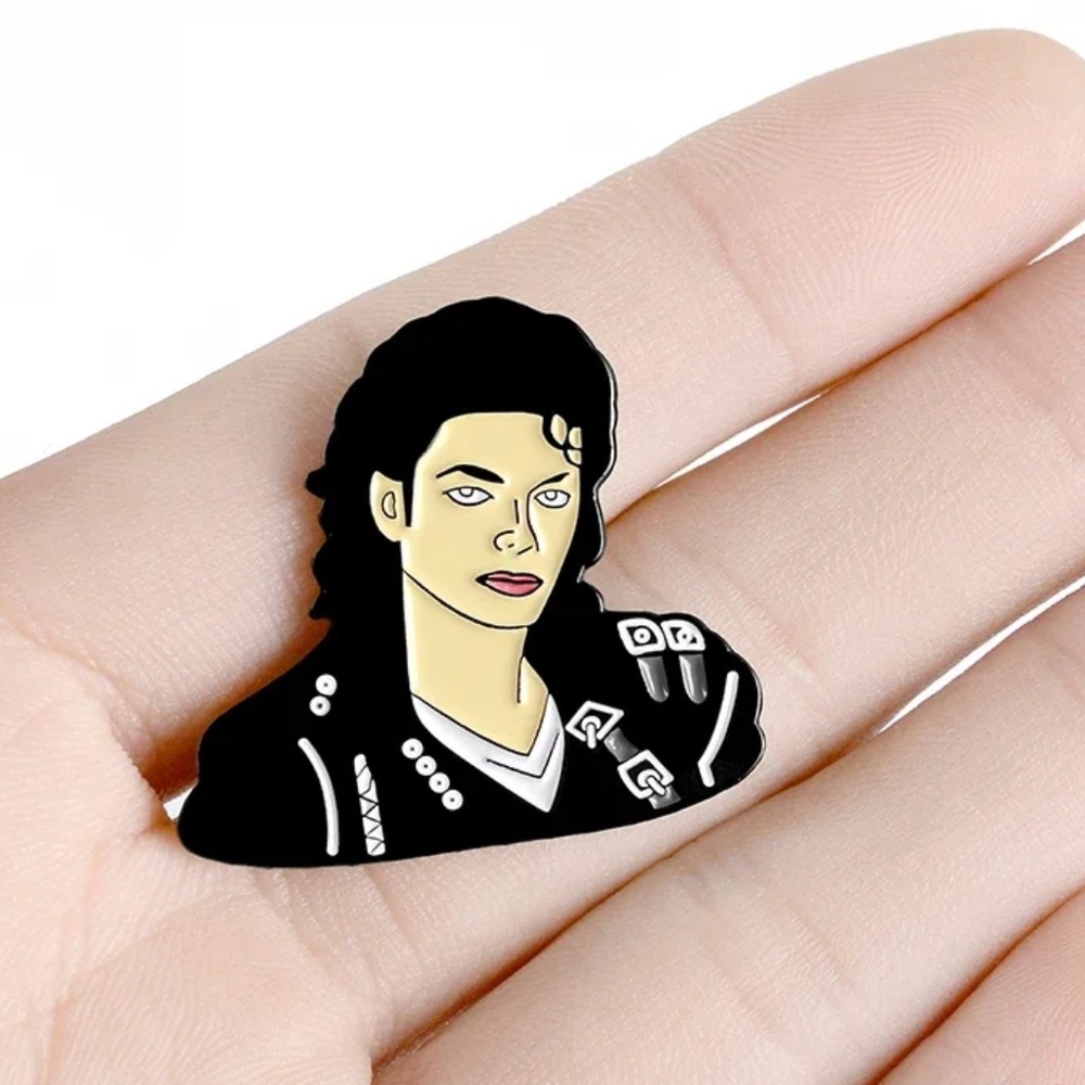 MICHAEL JACKSON ‘BAD’ALBUM COVER ENAMEL PIN LAPEL PIN BROOCH NWT - Picture 5 of 12